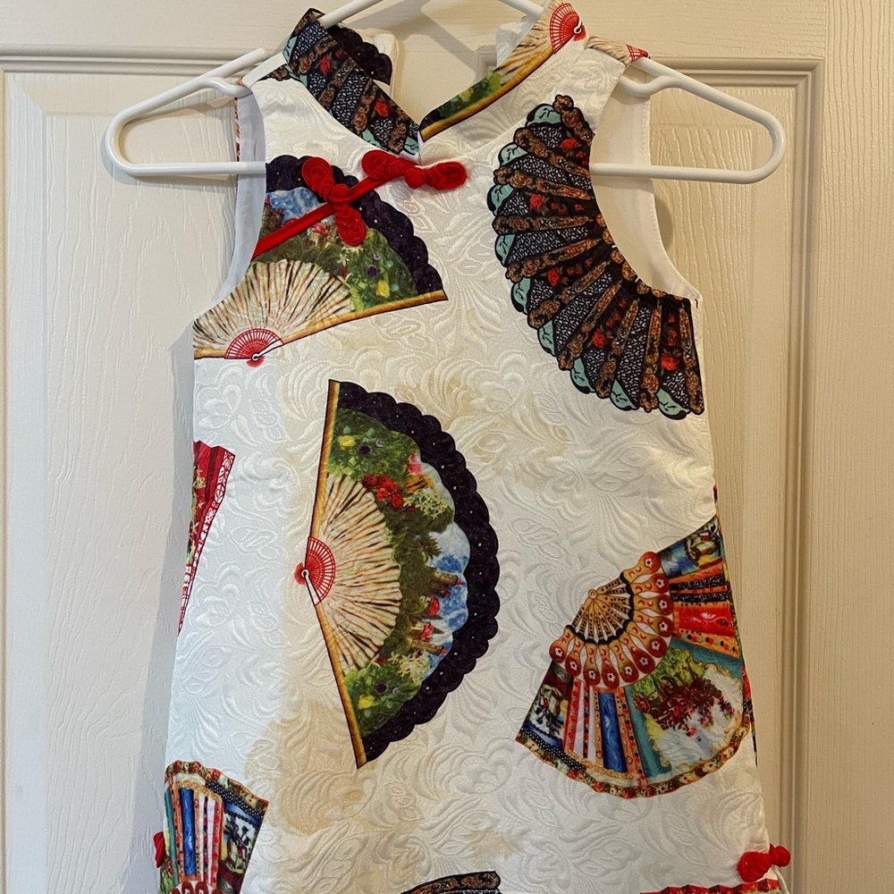 2/$50 final sale Girls Festive Dress - like New Condition 5-7year